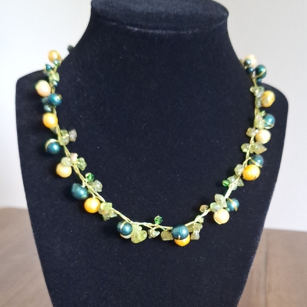 Freshwater Dyed Cultural Pearls and Natural Peridot Necklace